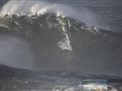nazare-waves-big-surf-12-12-2017-002