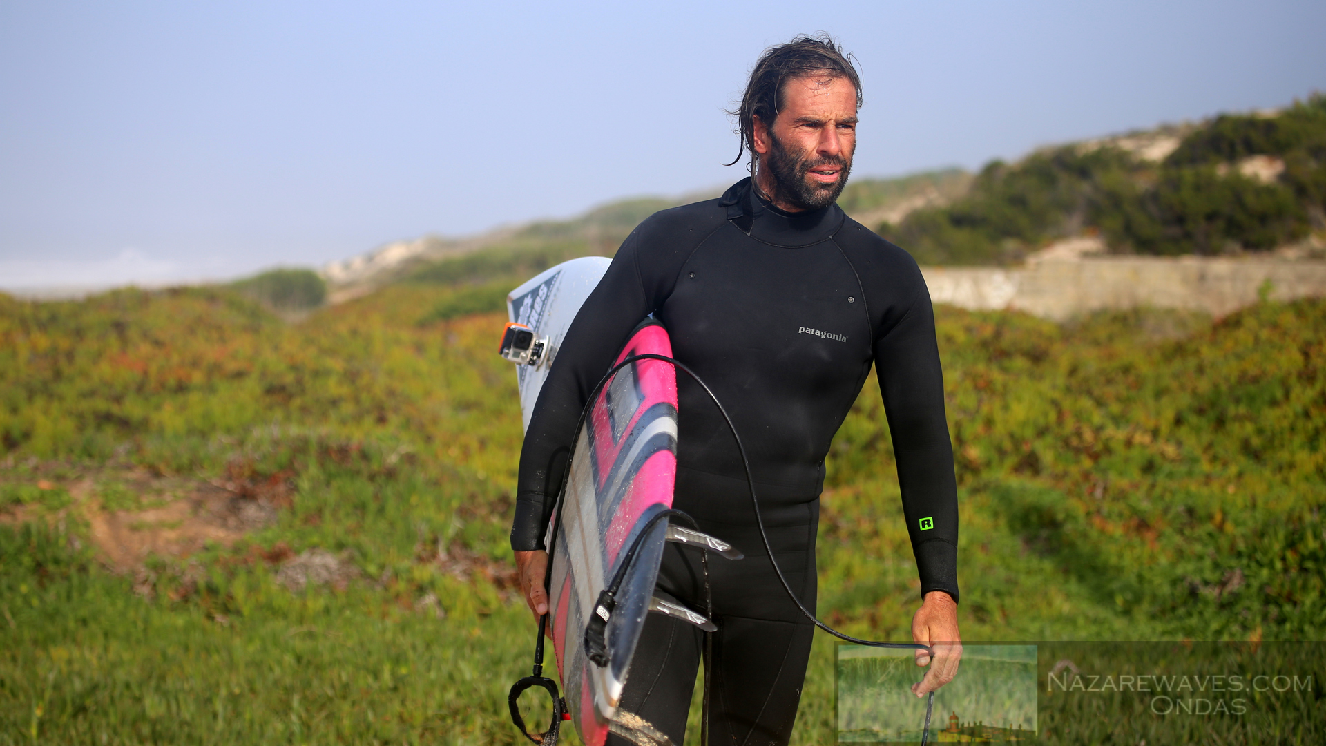 Hugo Vau trains for the great swell at Nazare
